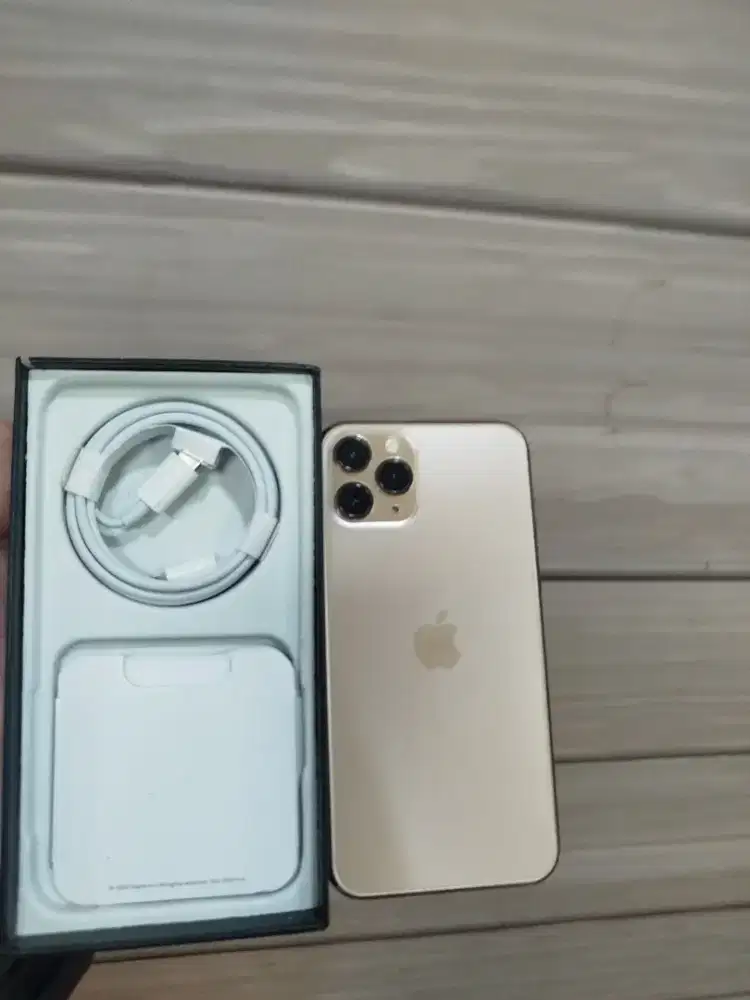 iPhone 11 pro 256gb wajib baru