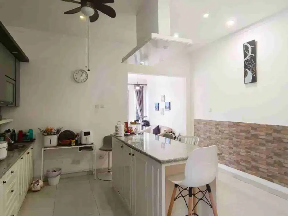 Rumah kebayoran Bintaro dekat masjid premium cluster siap huni jual cepat
