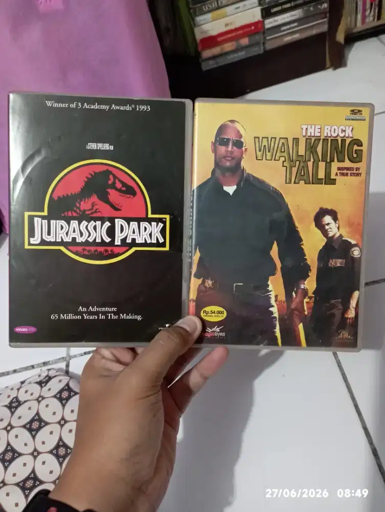VCD ori jurassic park 1993 & the rock walking tall