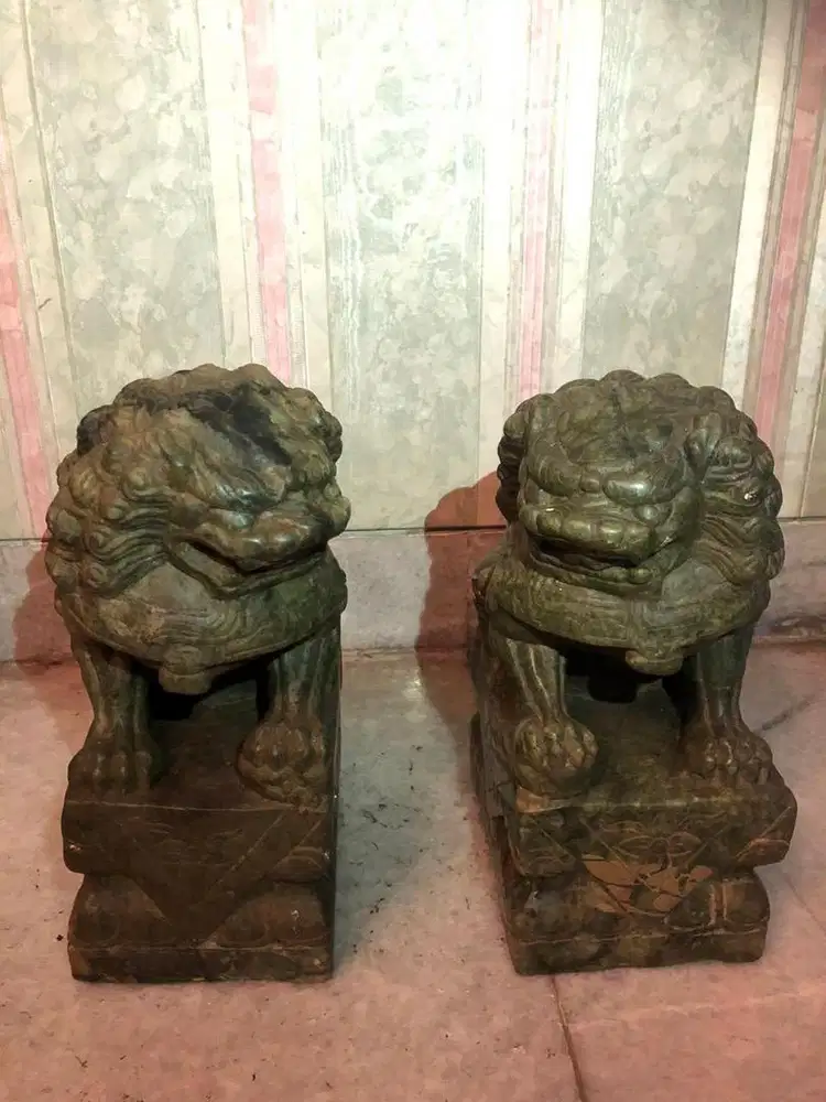 Patung Kie Lin hijau