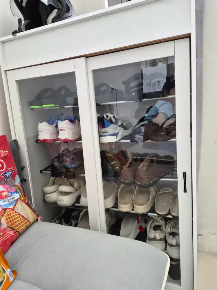 Rak sepatu sliding
