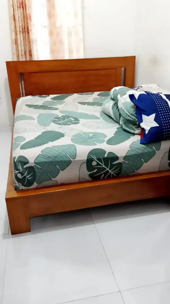 Dipan Kayu Jati