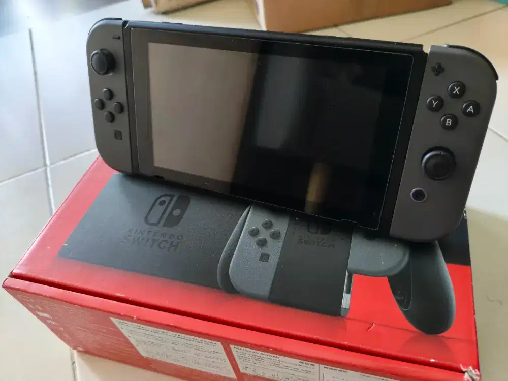 Dijual Nintendo Switch V2 Grey C FW 256GB Full Game