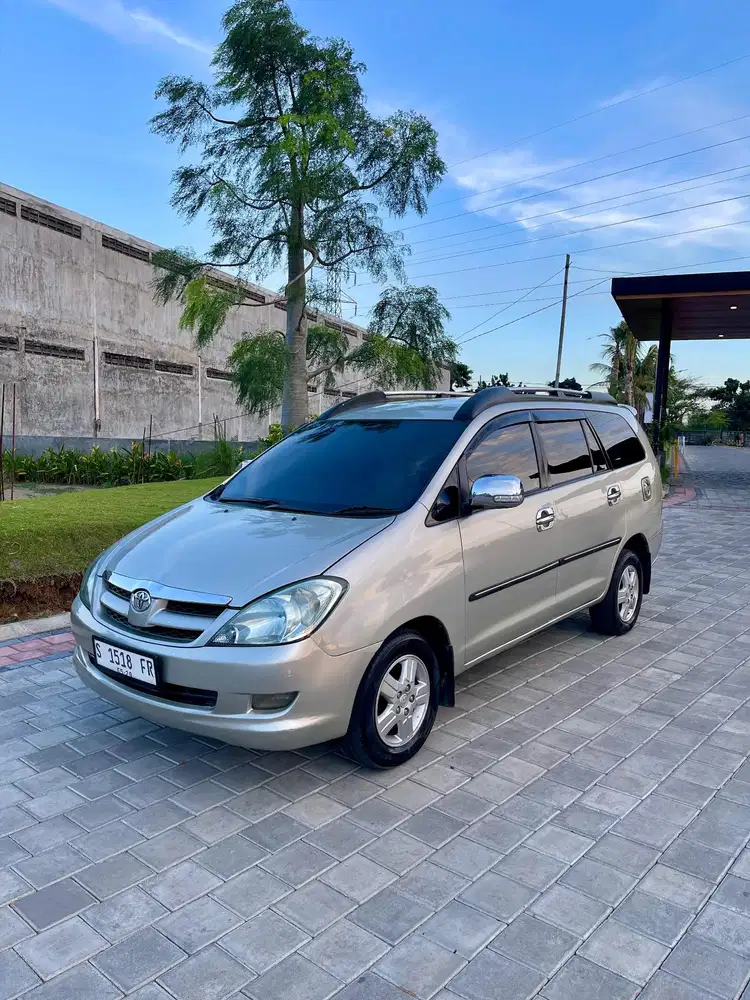 Toyota Kijang Innova 2008 Bensin