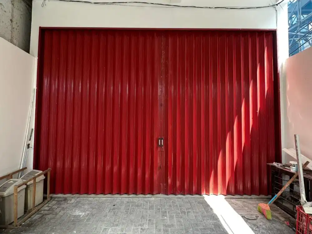 Dijual Ruko 4 Lantai Lokasi Strategis Cocok Untuk Usaha di Kebun Jeruk Taman sari, Jakbar