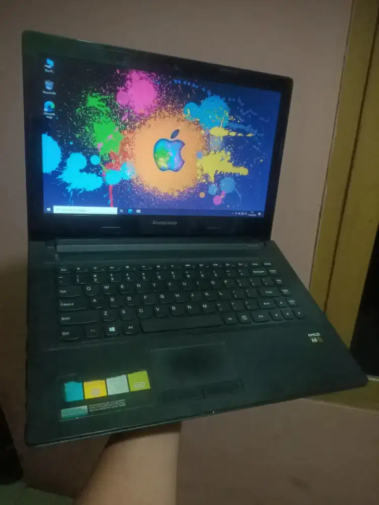 Lenovo G40 AMD A8 -7410 ram 8gb/500gb normal