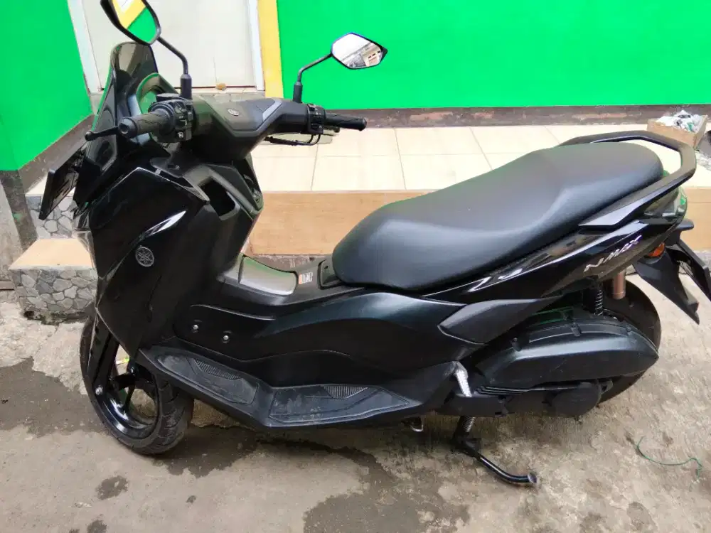 Dijual Yamaha N max tahun 2025 bln 12.