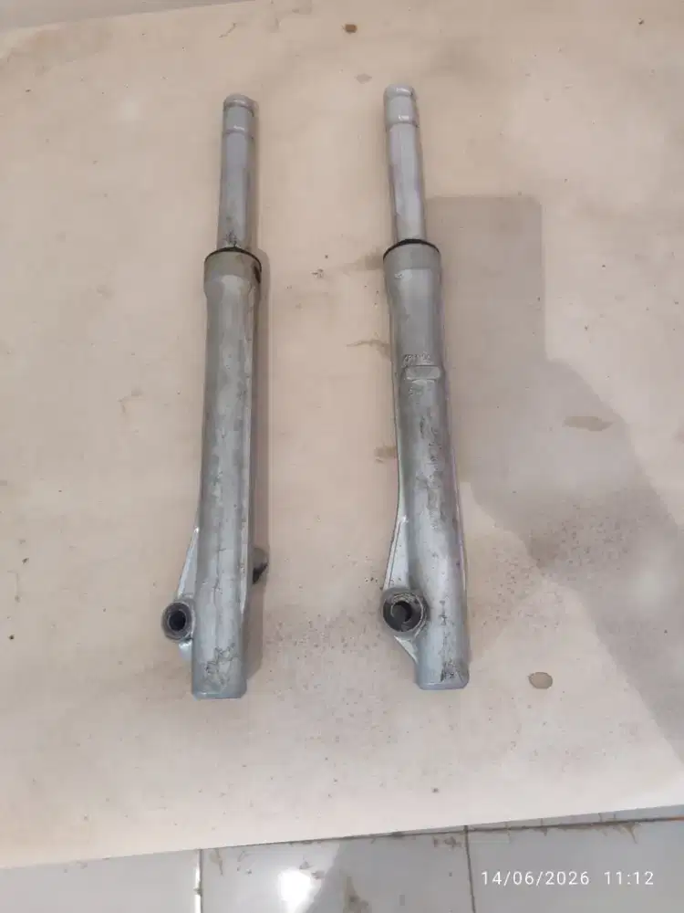 shockbreaker depan honda supra