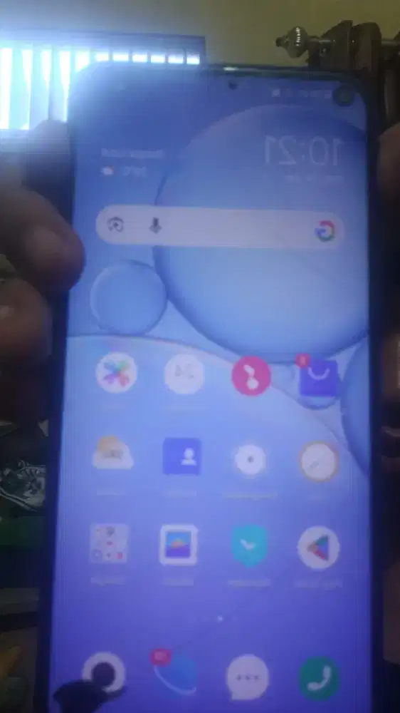 Vivo y 30, warna biru