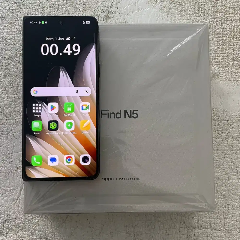 Oppo Find N5 Warna Cosmic Black 16/512GB