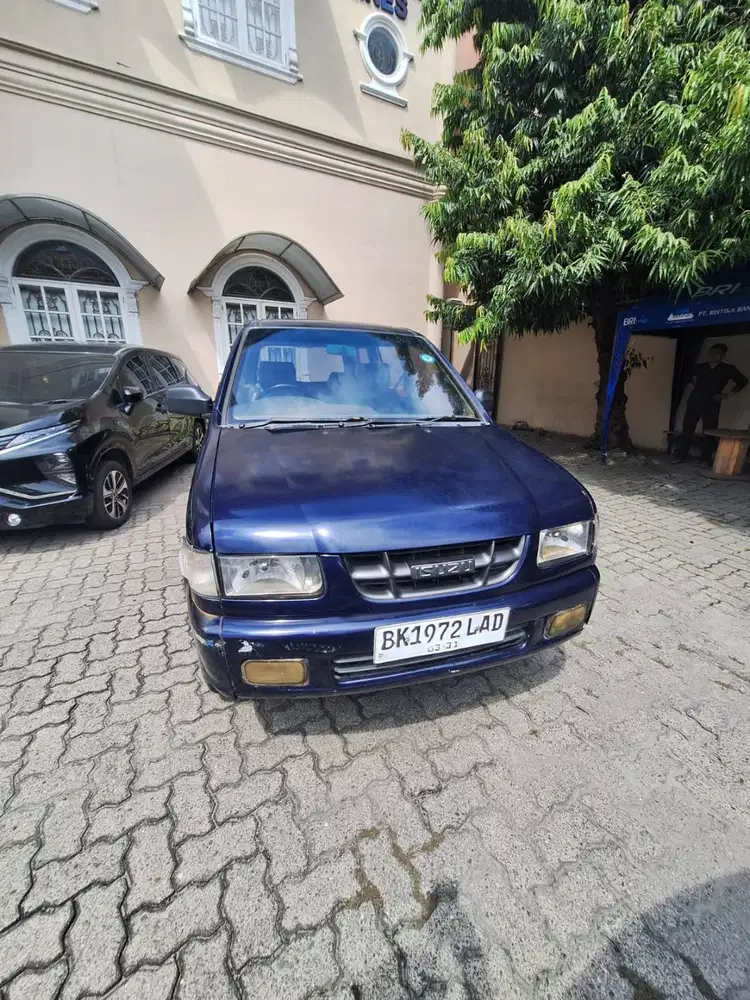 ISUZU PANTHER 2002 (MEDAN)