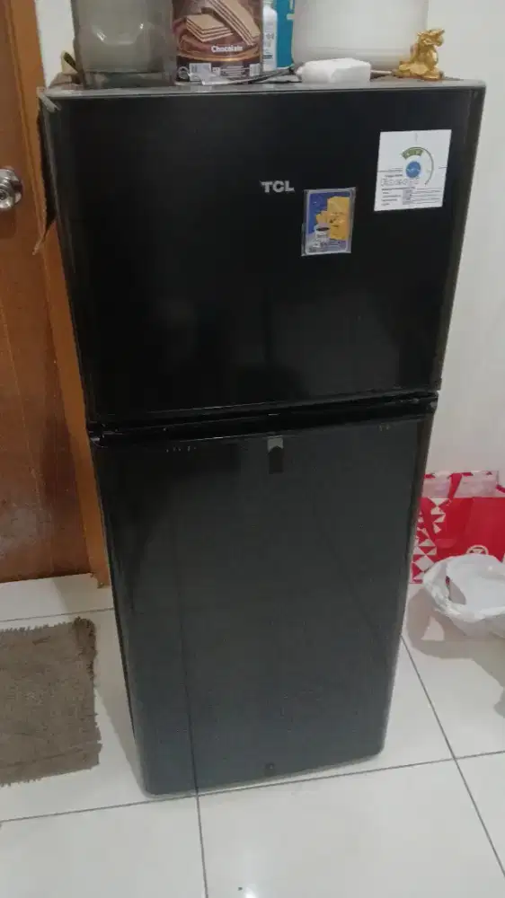 Kulakas tcl 2 pintu like new