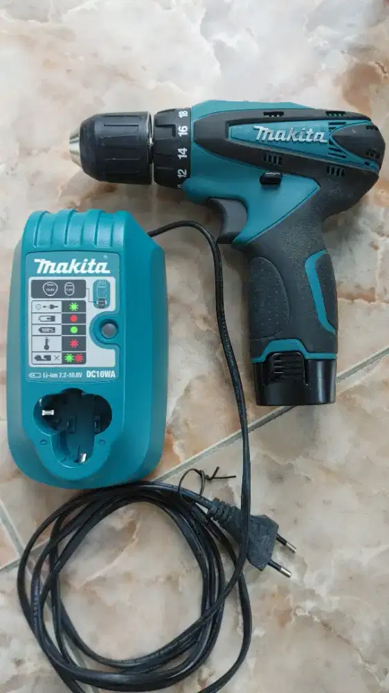 Bor Makita Wireless