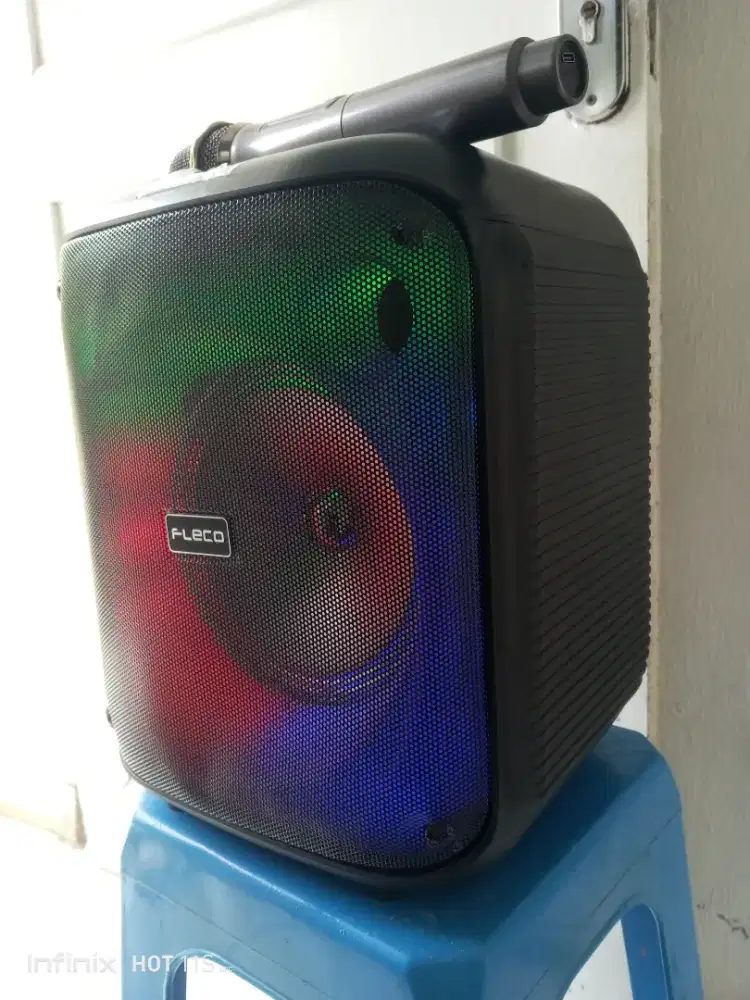 Party box wireless speaker