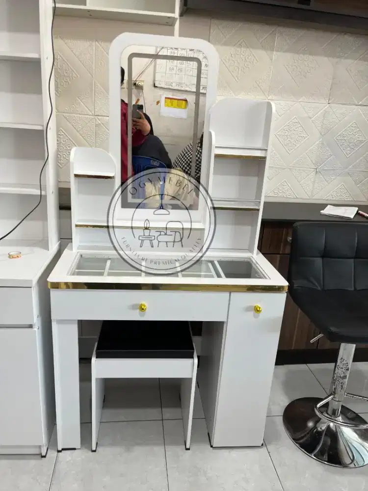 READY MEJA RIAS LED TERMURAH GRATIS ANTAR