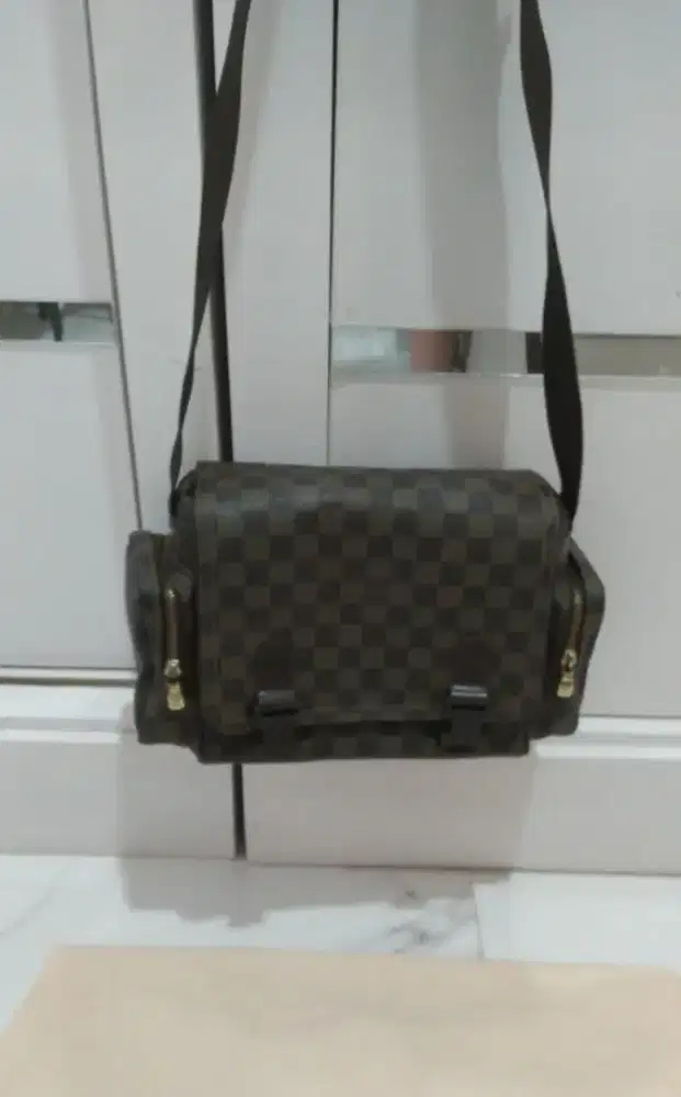 Fast sale rare LV Reporter damier 2006