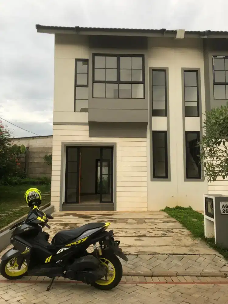 RUMAH HOEK 2LT DEKAT BSD | SHM | KOLAM RENANG | ONE GATE SYSTEM