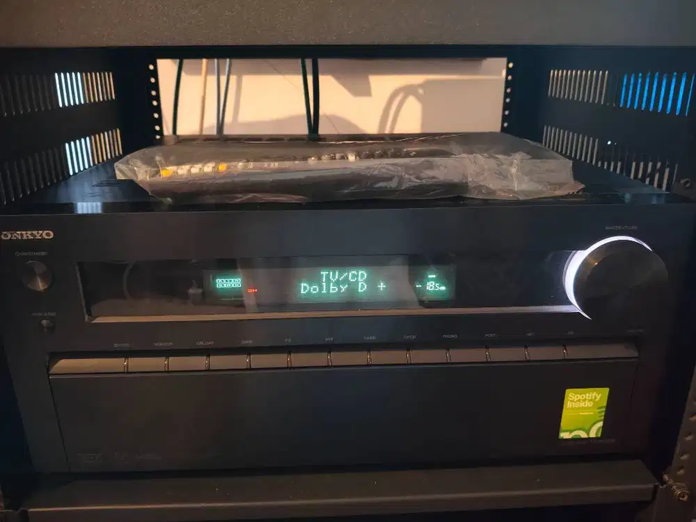 Home Theater ONKYO TX-NR809