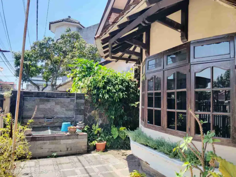 rumah terawat luas 227 di koplek kopo permai sukamenak bandung