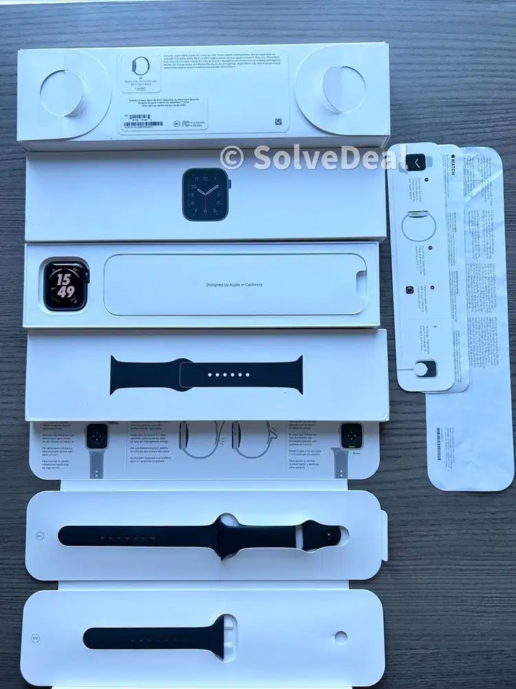Apple Watch SE 40mm Space Gray Black