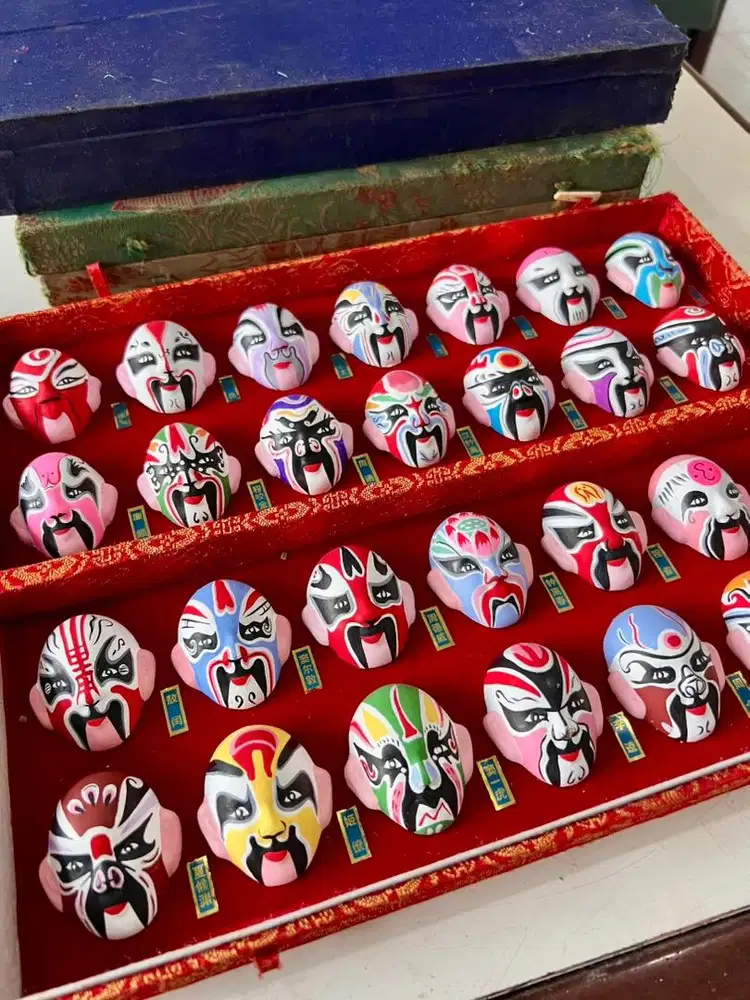Pecking Opera Masks