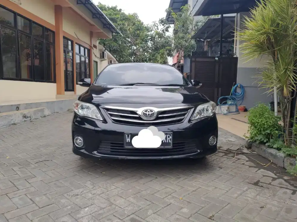 TOYOTA ALTIS (2012)