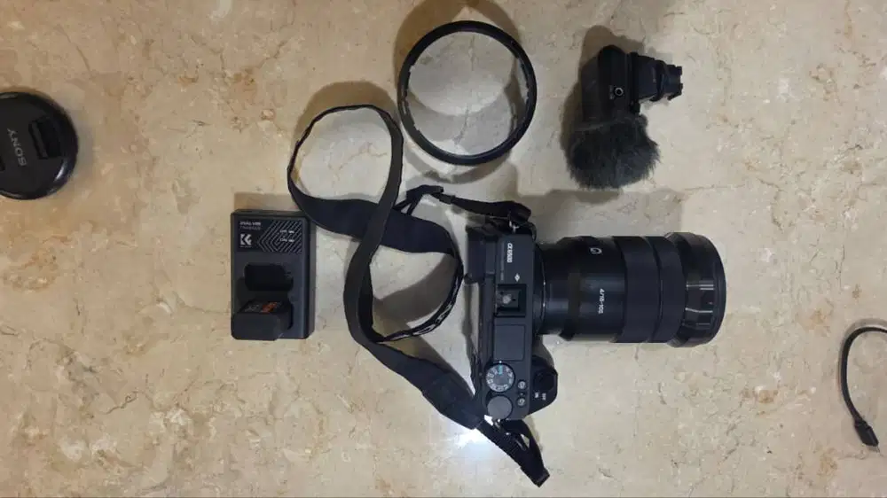 Sony A6500, Lensa 18-105