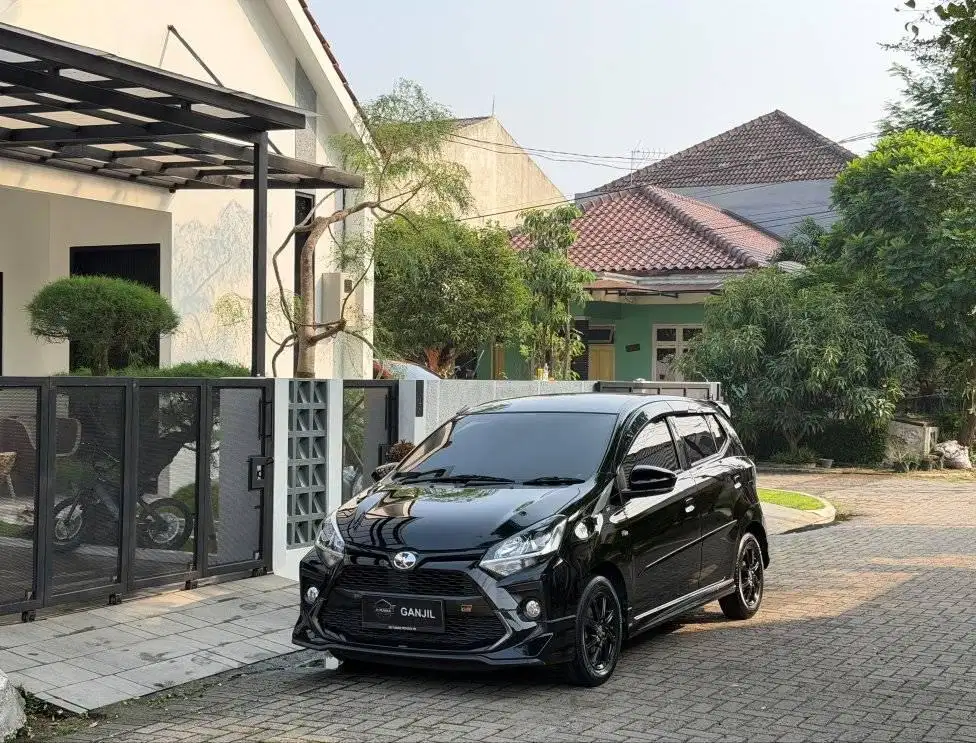 Toyota Agya Gr 2022 AT Matic low km TRD