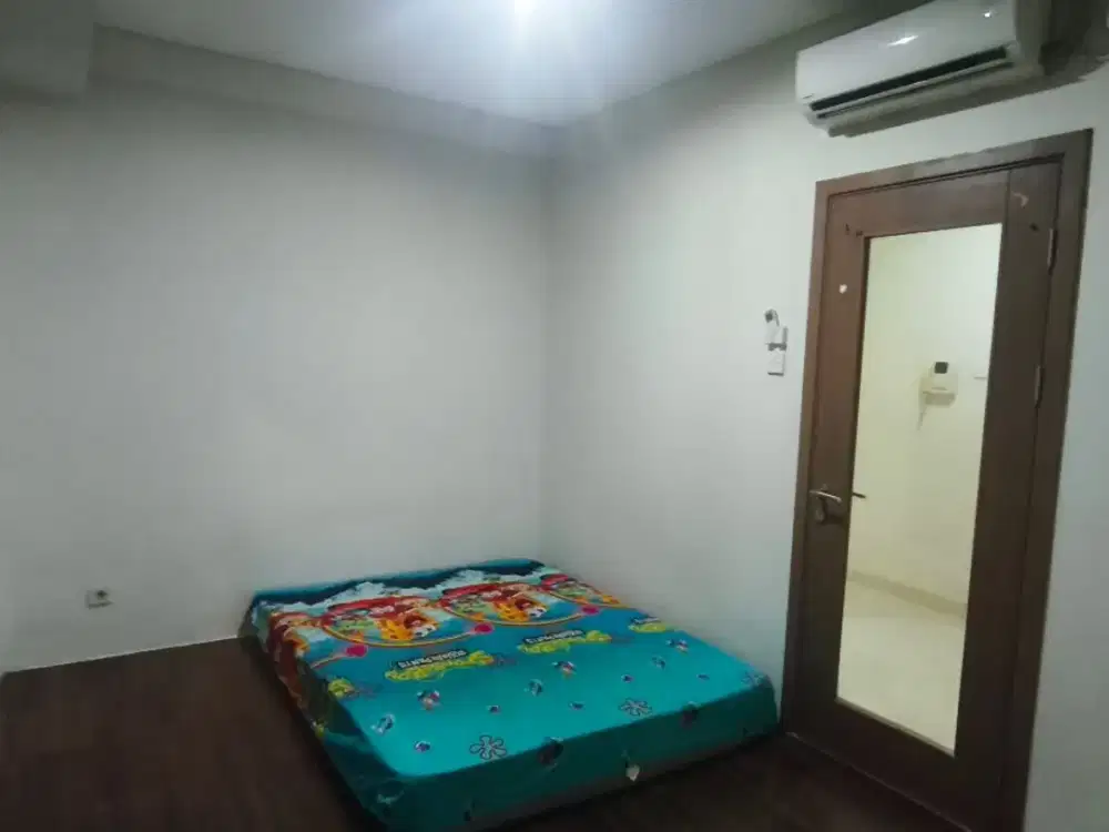 Sewakan Tahunan Apartemen Puri Orchard 1 Bedroom kosongan 1 AC Only