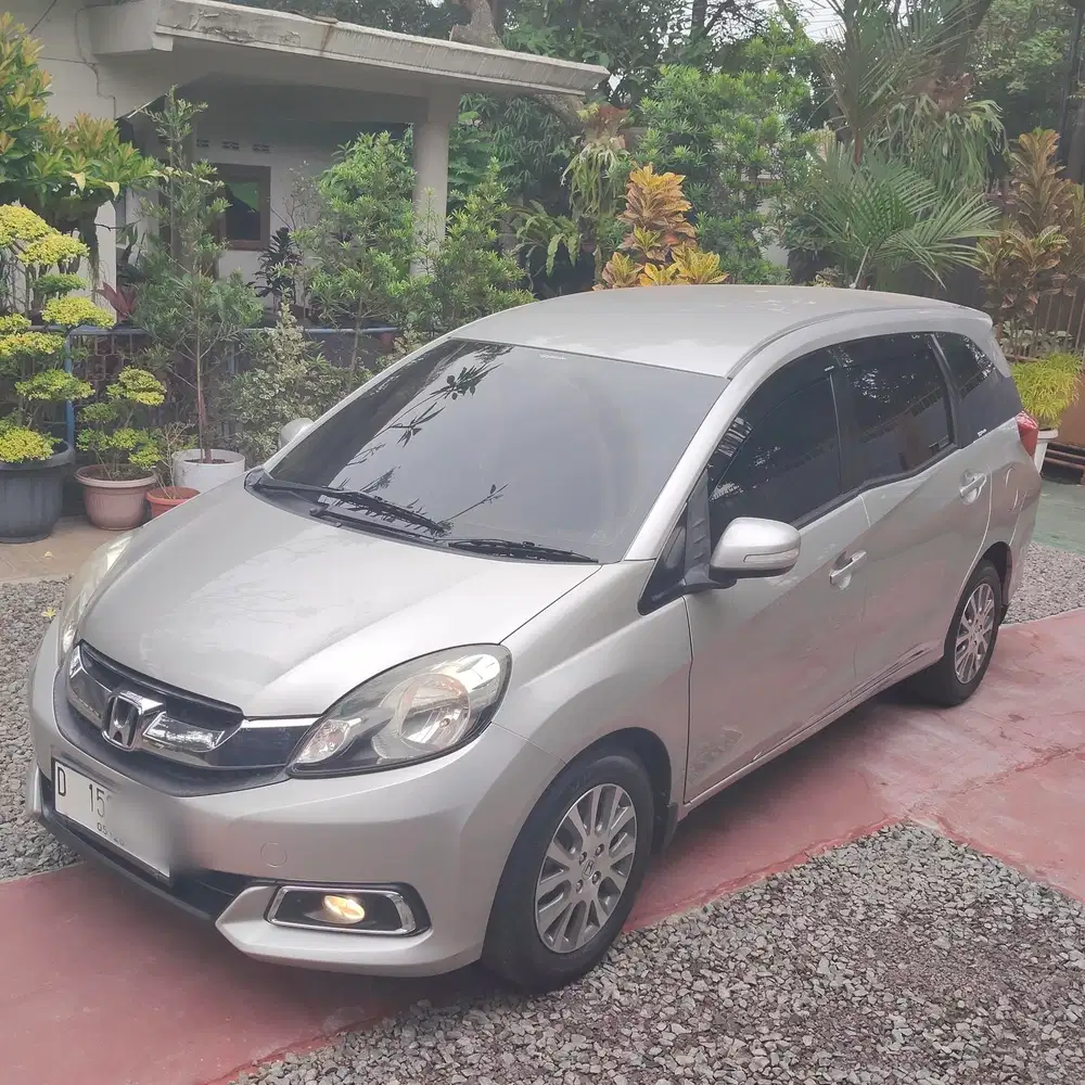 Honda Mobilio PRESTIGE Automatic