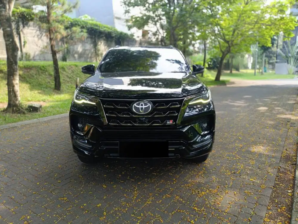 TOYOTA FORTUNER VRZ GR AT 2021