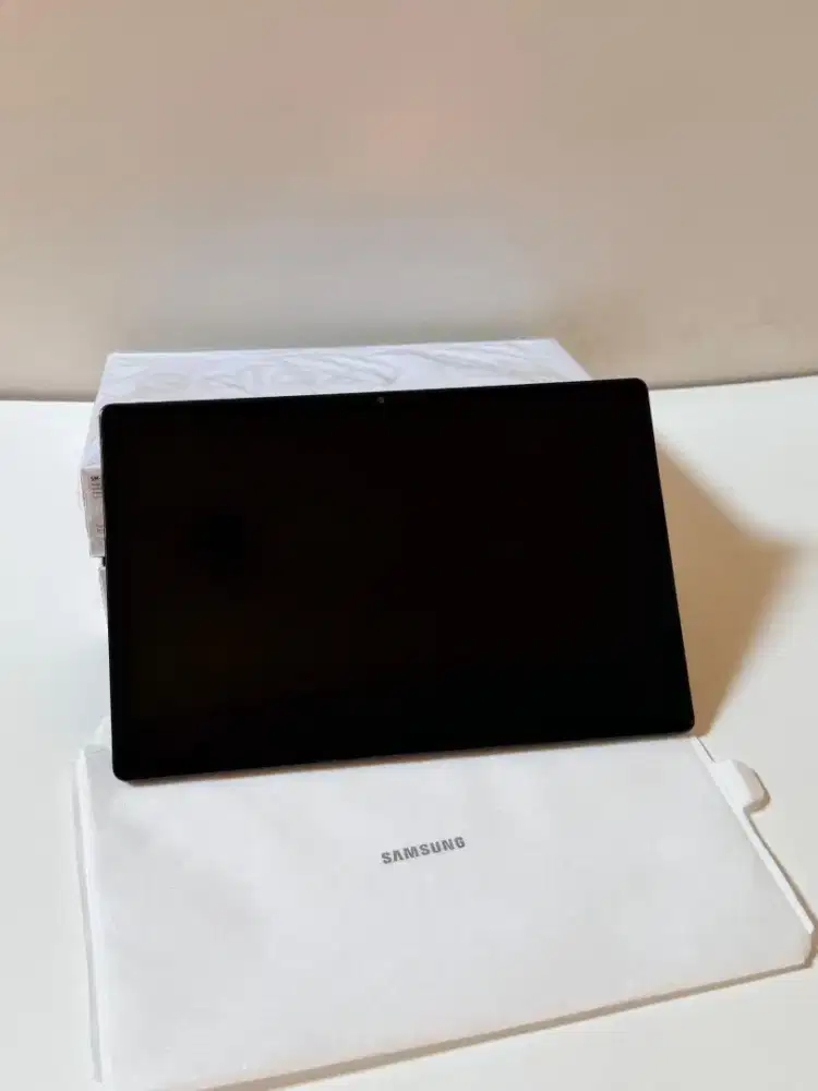 Dijual Samsung Galaxy Tab, Mulus, Fullset, Ready.
