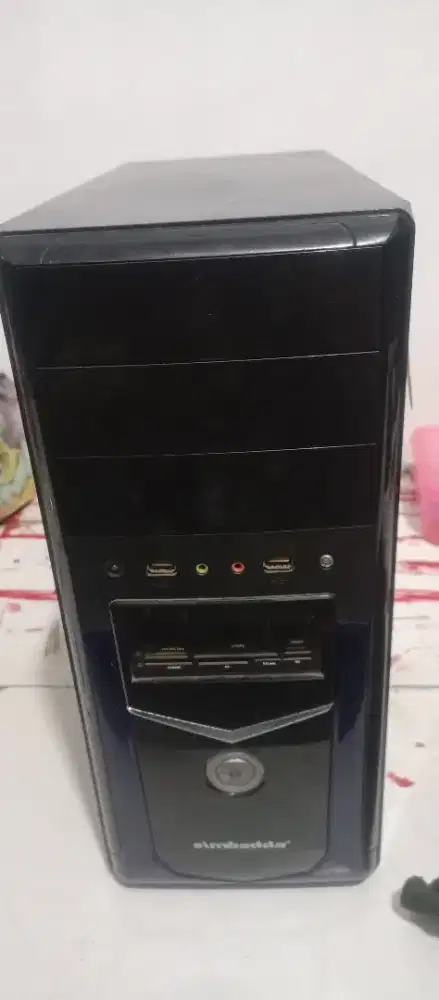 KOMPUTER I7 GEN 3 - RAM 8GB - HDD 320GB