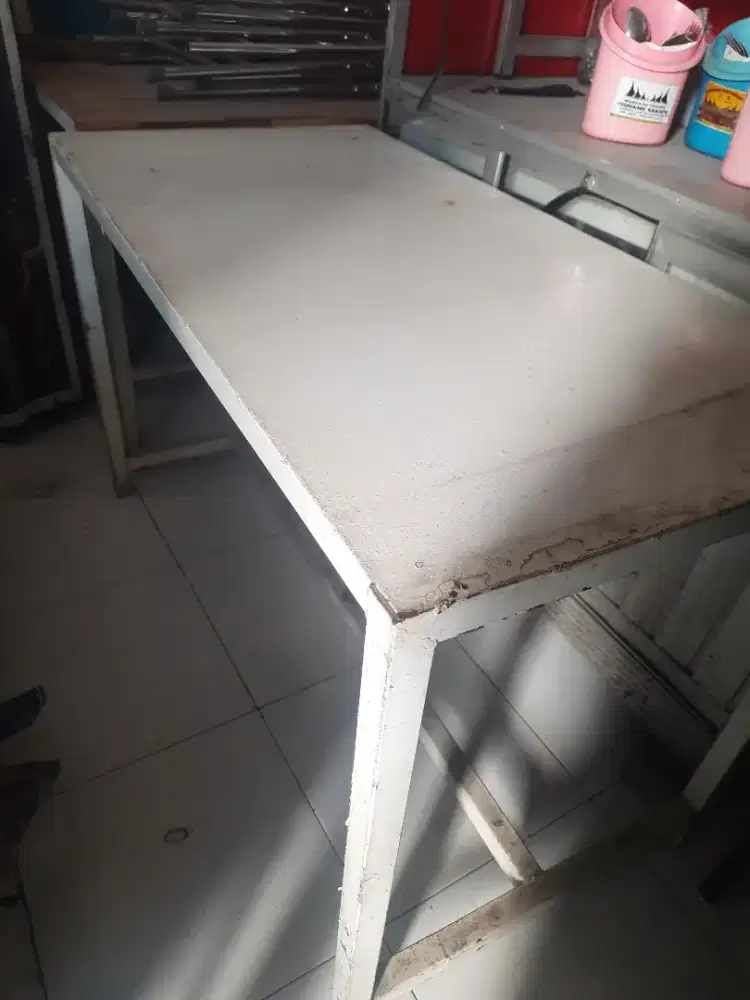 Meja full besi.. 120x60x75