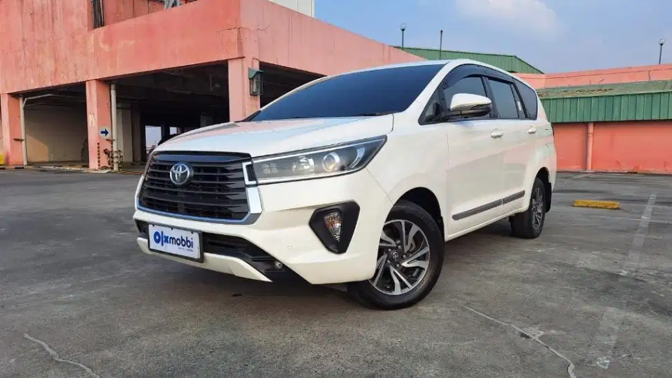 Pajak Panjang - Toyota Kijang Innova 2.4 V Solar-AT 2021