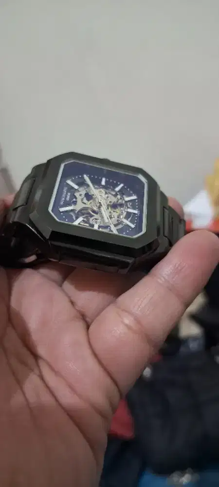 Jam tanpa batrei