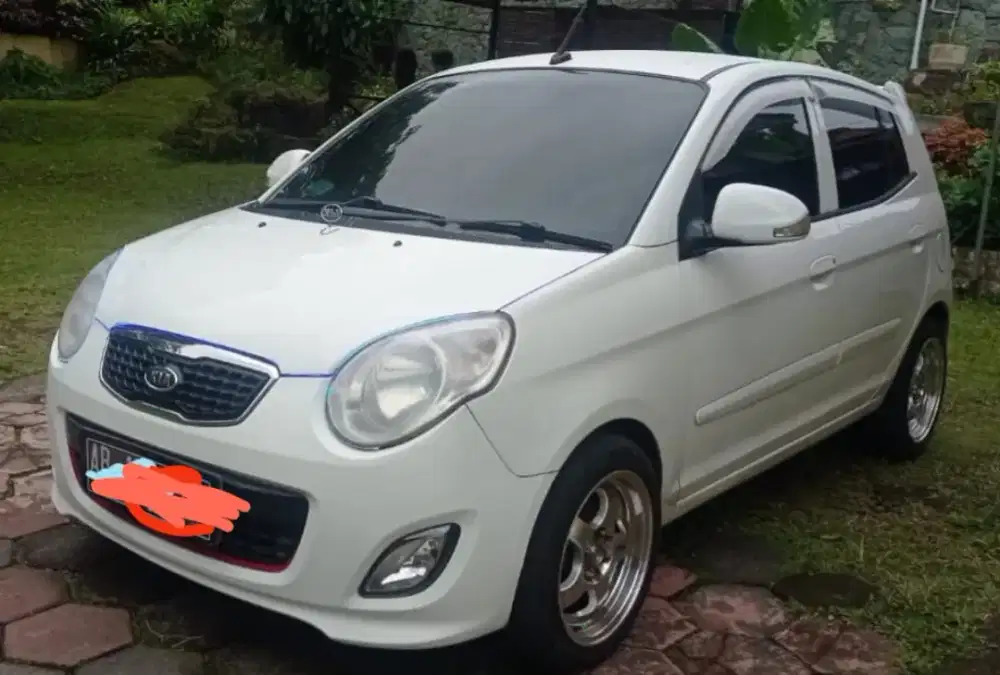 KIA PICANTO COSMO 2011 PUTIH MATIC
