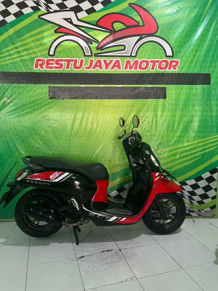Scoopy sporty 2023 kredit dp 100rb