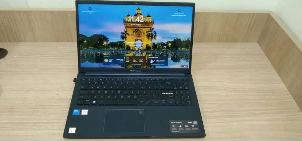 DIJUAL: ASUS Vivobook 15 X1504VAP - Intel Core 5 120U/16GB/512GB SSD -
