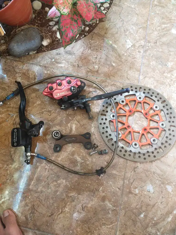 1 set kaliper master rcb e3 ori