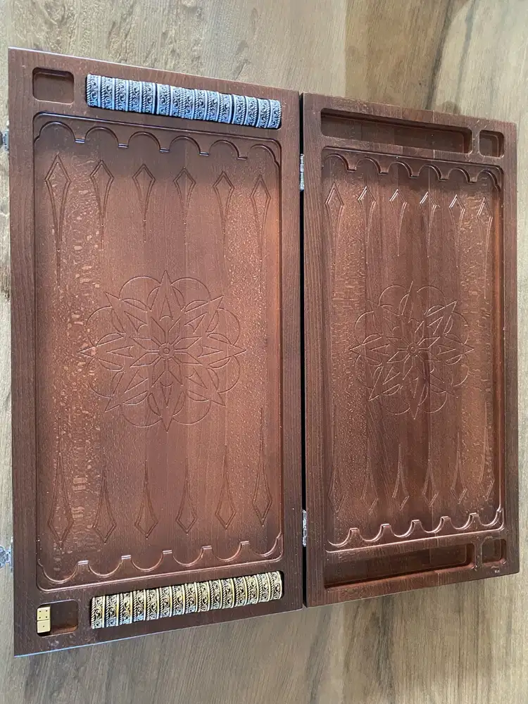 Luxury Hand-Carved Wooden Backgammon Set (New)