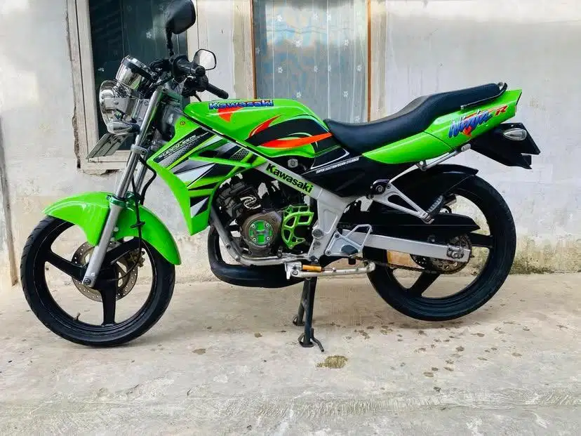 Ninja 150 R 2014