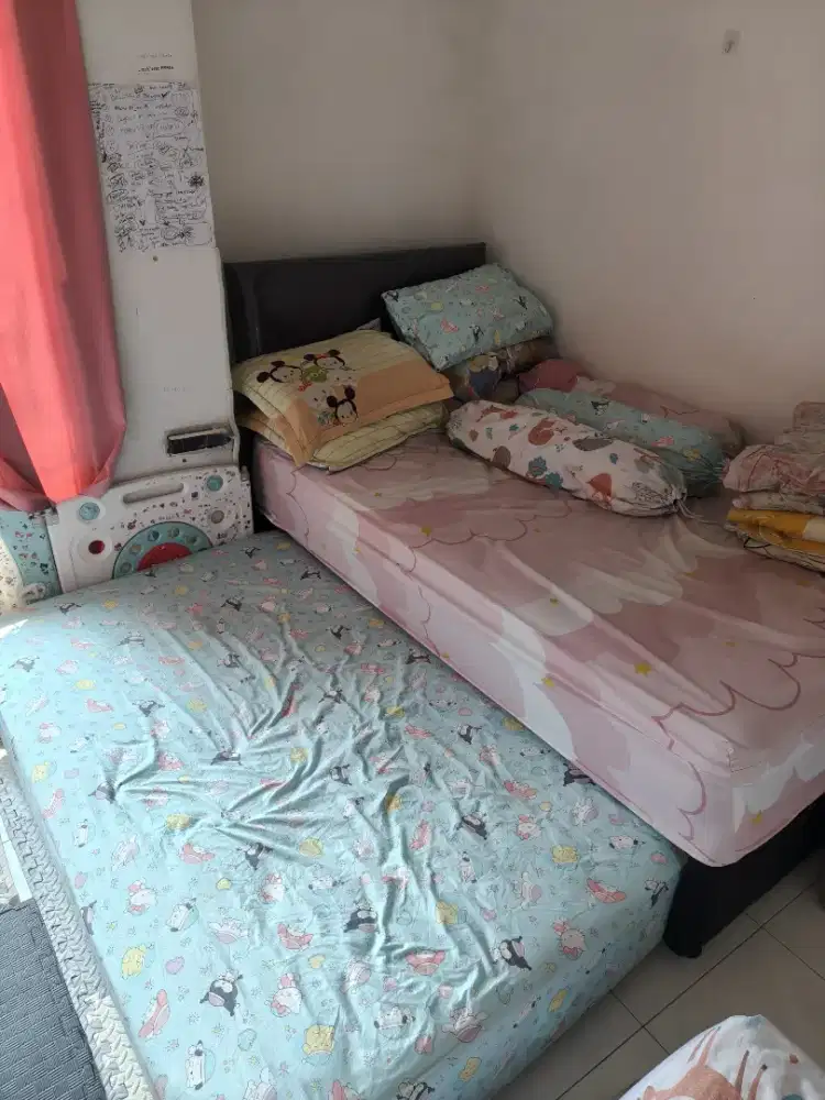 Ranjang 120x200 merek comforta masih bagus jual cepat
