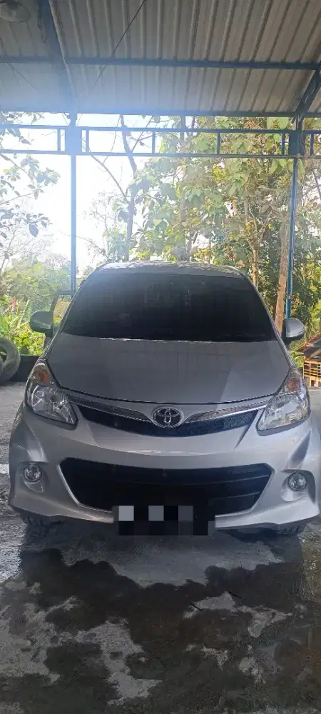 Di Jual Toyota Avanza Veloz 1.5 Matic 2013 (Silver)