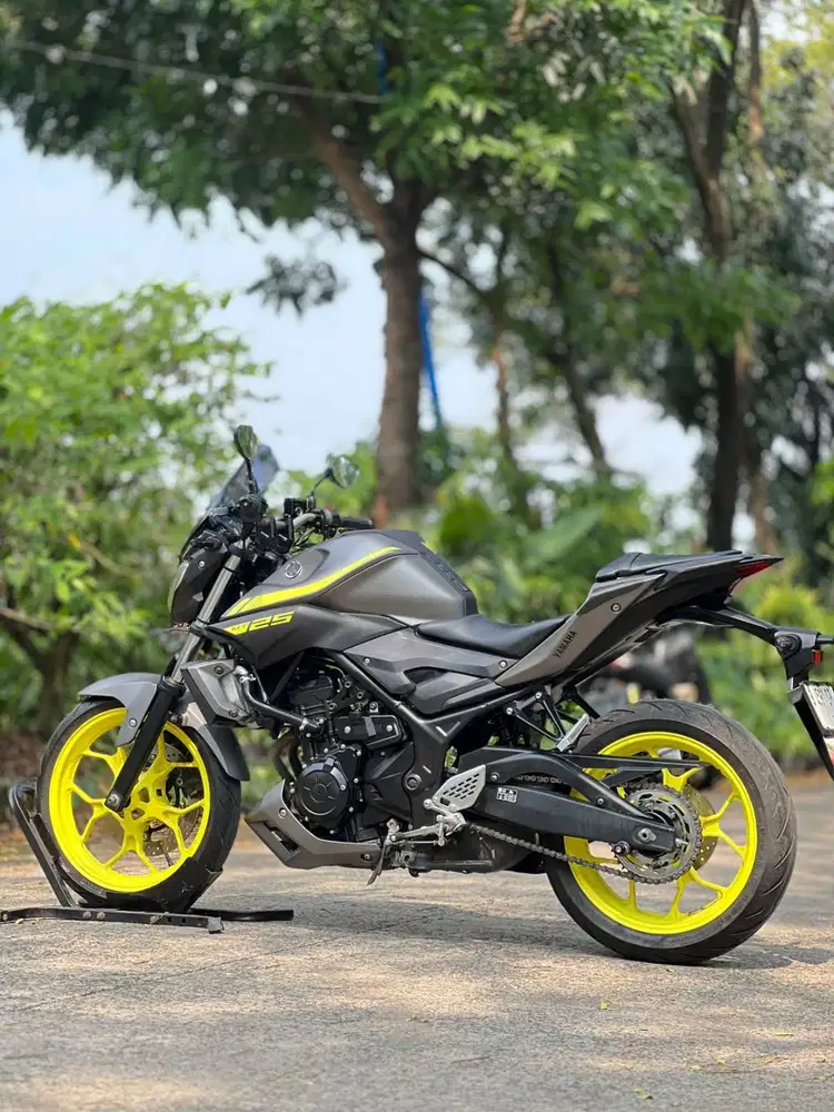 YAMAHA MT25 OLD 2018 GREY KM 18K KONDISI MULUS SIAP GASPOL