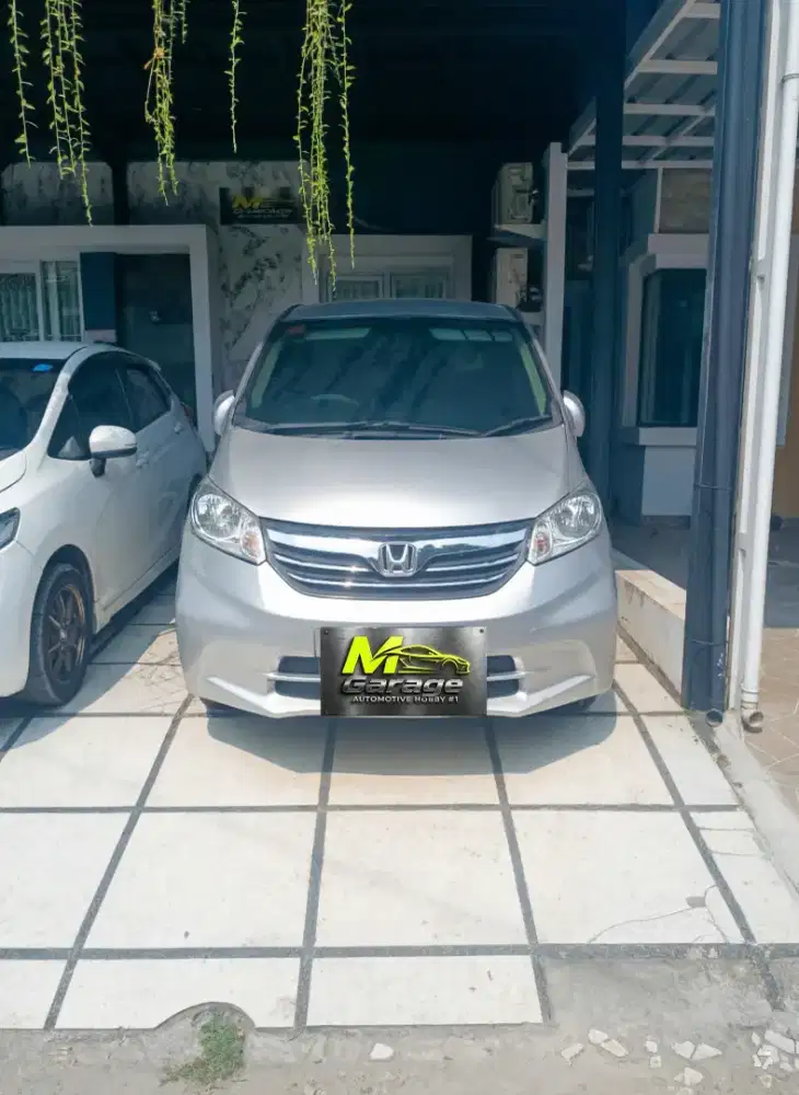 Dijual freed psd 2012 135 negi