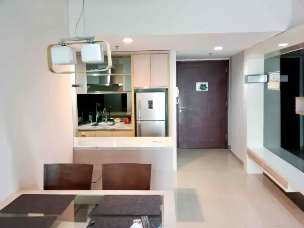Jual Apt Sherwood 2+1BR Furnished Bagus Strategis