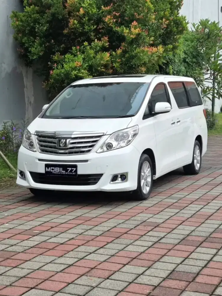 Toyota Alphard 2.5L G Tahun 2012