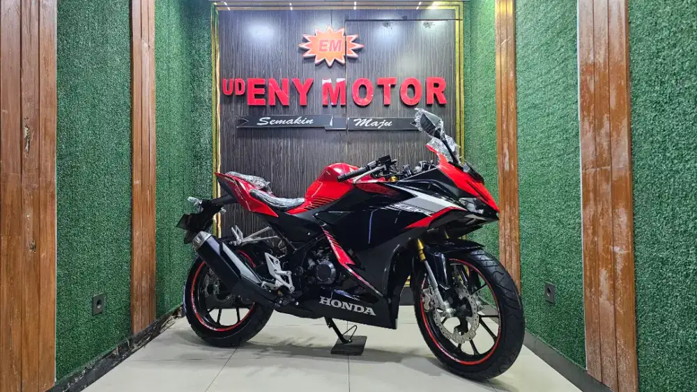 ENY MOTOR - READY HONDA ALL NEW CBR 150R STD 2021 - KM 3RB