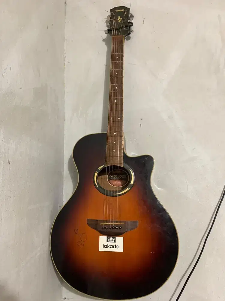 GITAR YAMAHA APX500ii